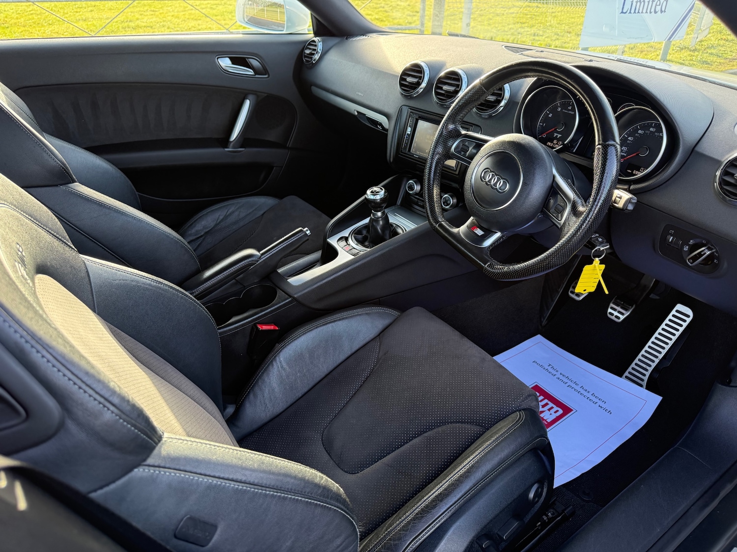 Used Audi TT 2011 for sale - 77385540: Photo 8