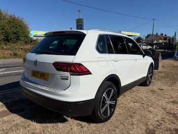 Used Volkswagen Tiguan 2017 for sale - 79574835: Photo