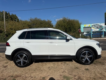 Used Volkswagen Tiguan 2017 for sale - 79574835: Photo