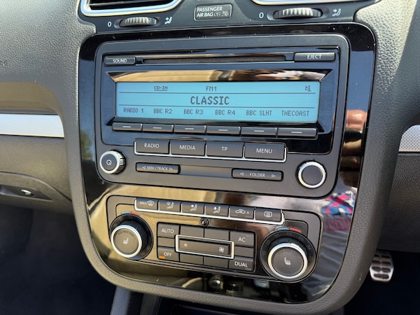 Used Volkswagen EOS 2011 for sale - 75348235: Photo 15