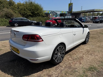 Used Volkswagen EOS 2011 for sale - 75348235: Photo