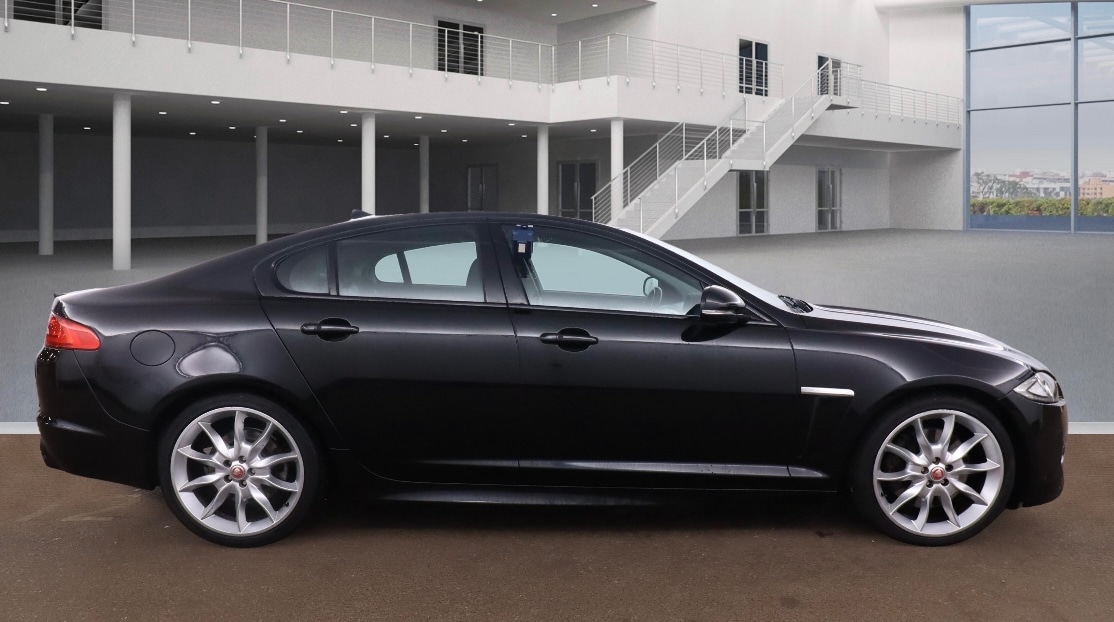 Used Jaguar XF 2013 for sale - 76334331: Photo 4