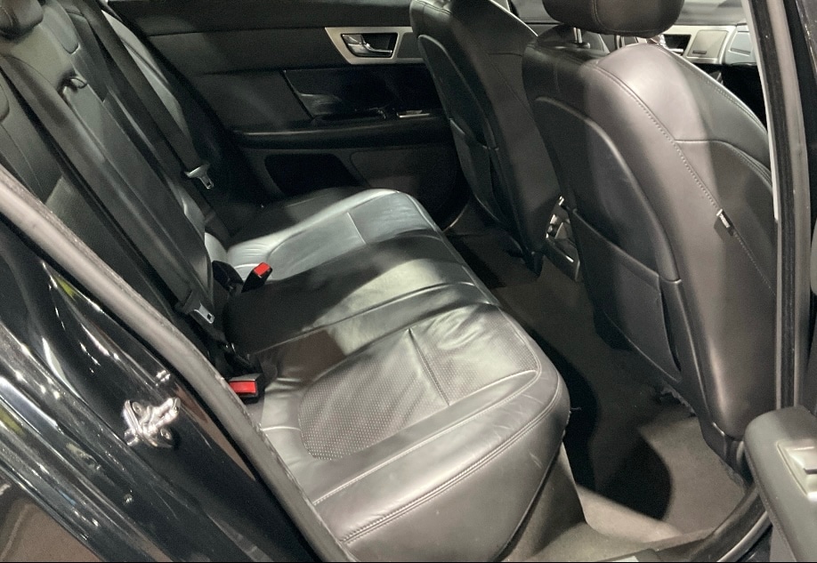 Used Jaguar XF 2013 for sale - 76334331: Photo 8
