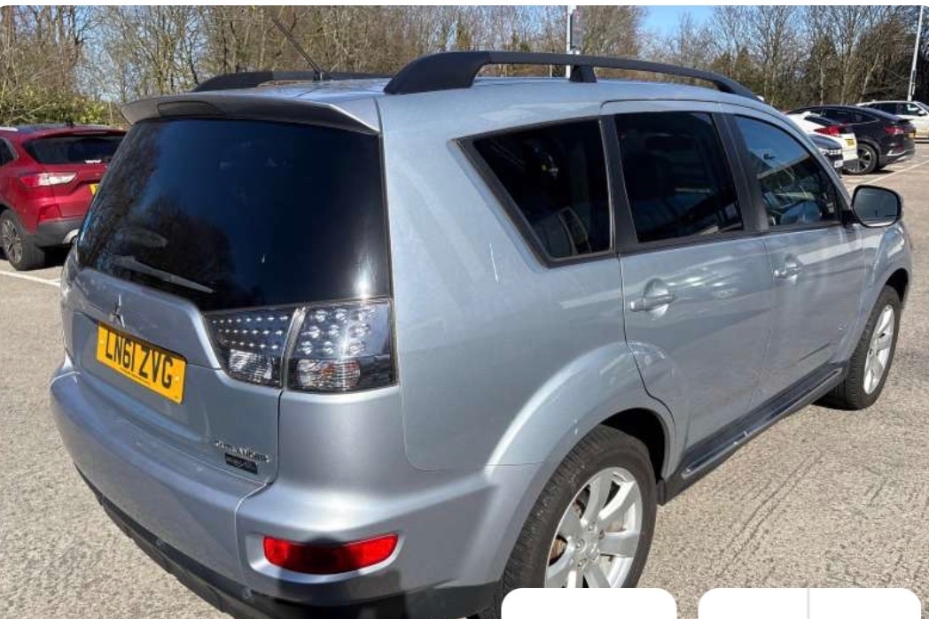 Used Mitsubishi Outlander 2011 for sale - 77973797: Photo 3