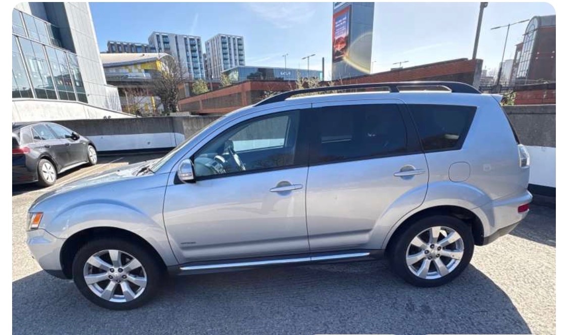 Used Mitsubishi Outlander 2011 for sale - 77973797: Photo 5