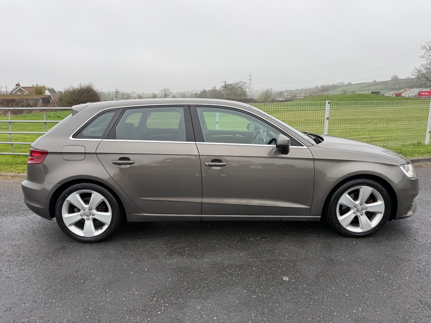 Used Audi A3 2013 for sale - 77790108: Photo 4