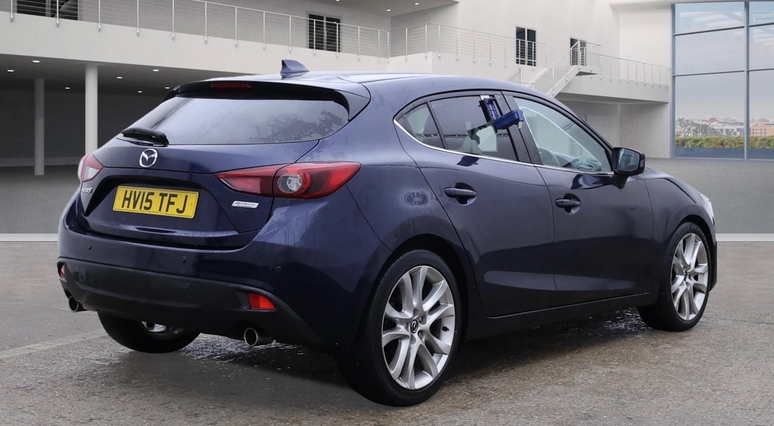 Used Mazda Mazda3 2015 for sale - 76623862: Photo 3