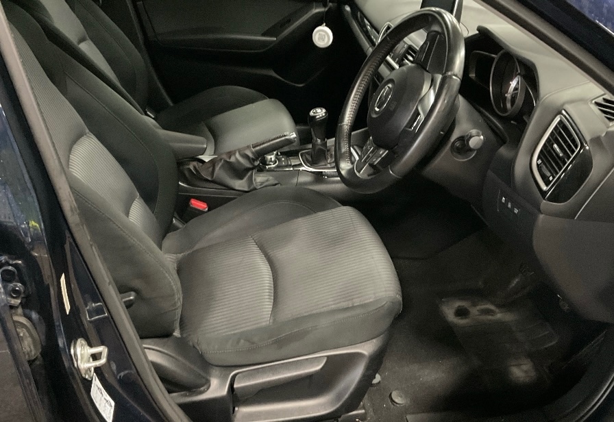 Used Mazda Mazda3 2015 for sale - 76623862: Photo 7