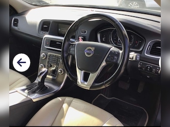 Used Volvo V60 2015 for sale - 77921065: Photo