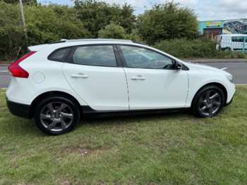 Used Volvo V40 2016 for sale - 74797616: Photo