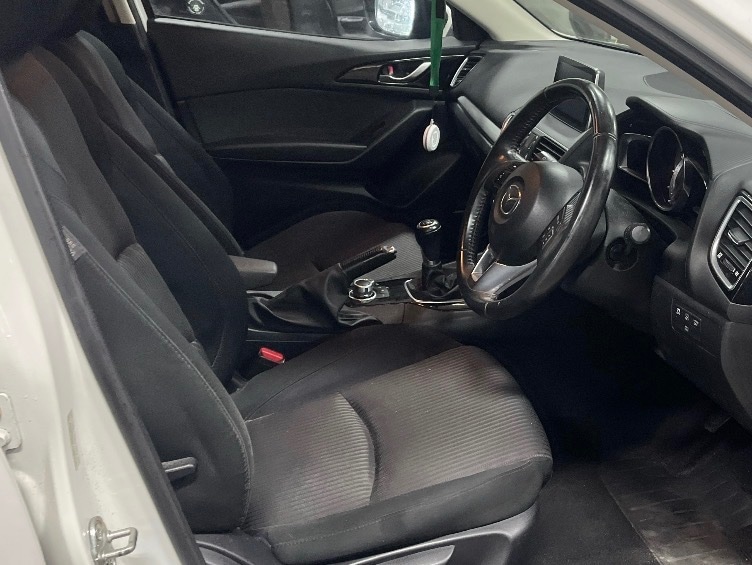 Used Mazda Mazda3 2016 for sale - 77656440: Photo 7