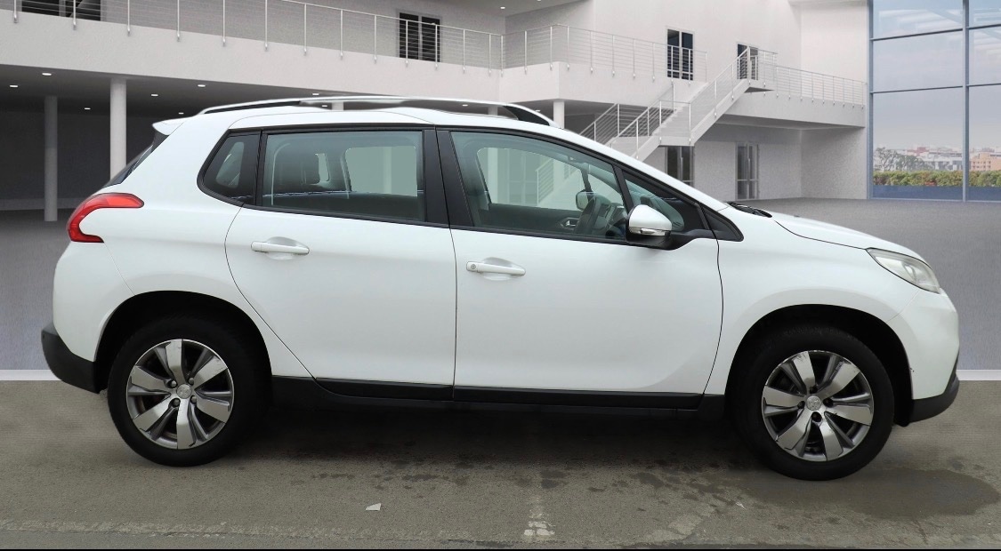 Used Peugeot 2008 2013 for sale - 77637079: Photo 4