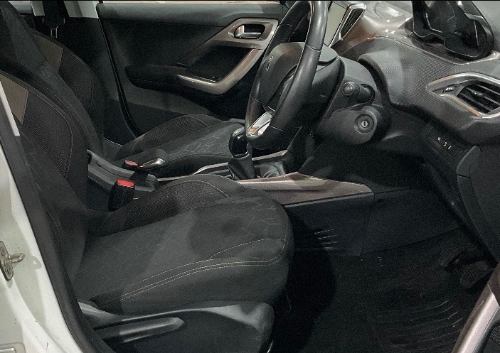 Used Peugeot 2008 2013 for sale - 77637079: Photo 7