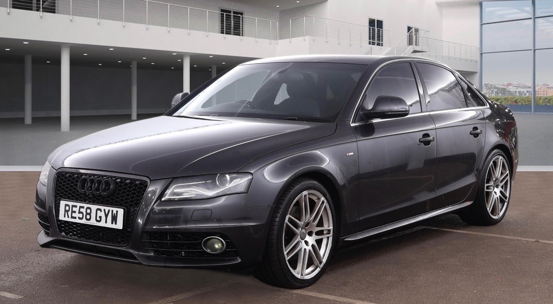 Used Audi A4 2009 for sale - 77208789: Photo 2