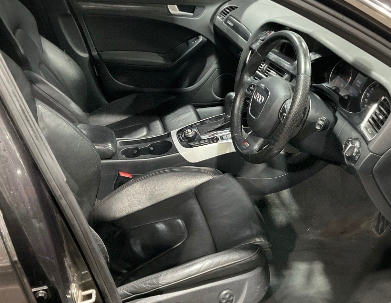 Used Audi A4 2009 for sale - 77208789: Photo 7