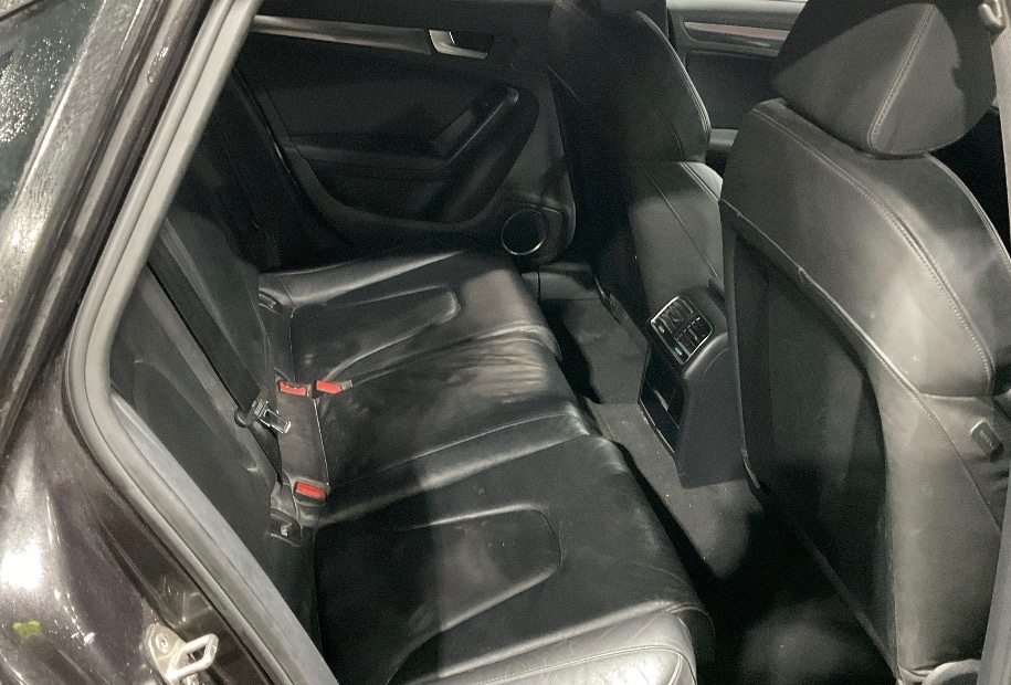 Used Audi A4 2009 for sale - 77208789: Photo 8