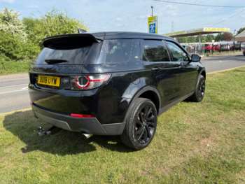 Used Land Rover Discovery Sport 2018 for sale - 74483826: Photo