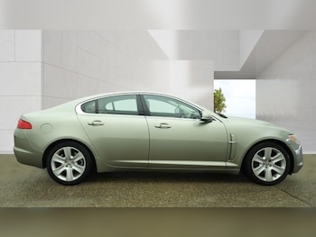 Used Jaguar XF 2010 for sale - 78427000: Photo