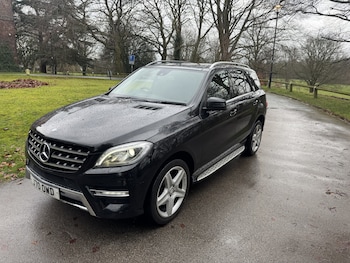 Used Mercedes-Benz M Class 2014 for sale - 77289076: Photo