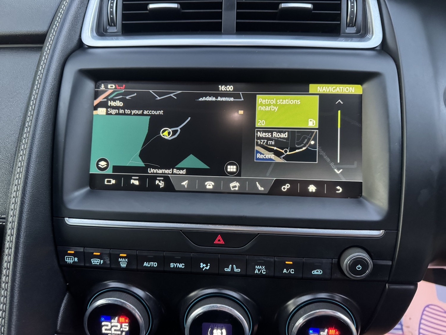 Used Jaguar E-Pace 2018 for sale - 76643420: Photo 20