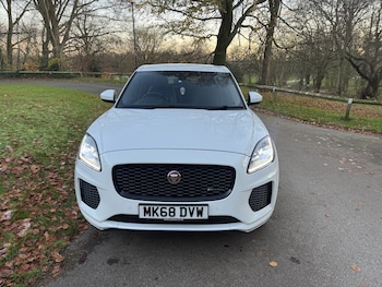 Used Jaguar E-Pace 2018 for sale - 76643420: Photo