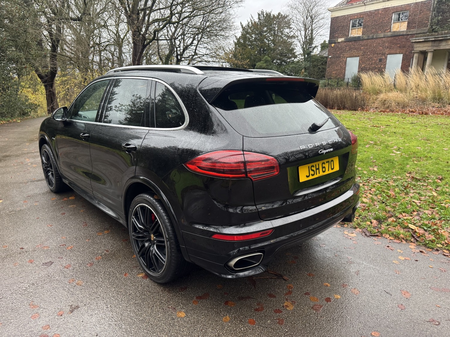 Used Porsche Cayenne 2015 for sale - 77465047: Photo 4