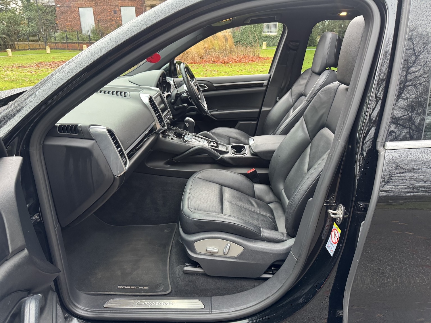 Used Porsche Cayenne 2015 for sale - 77465047: Photo 8