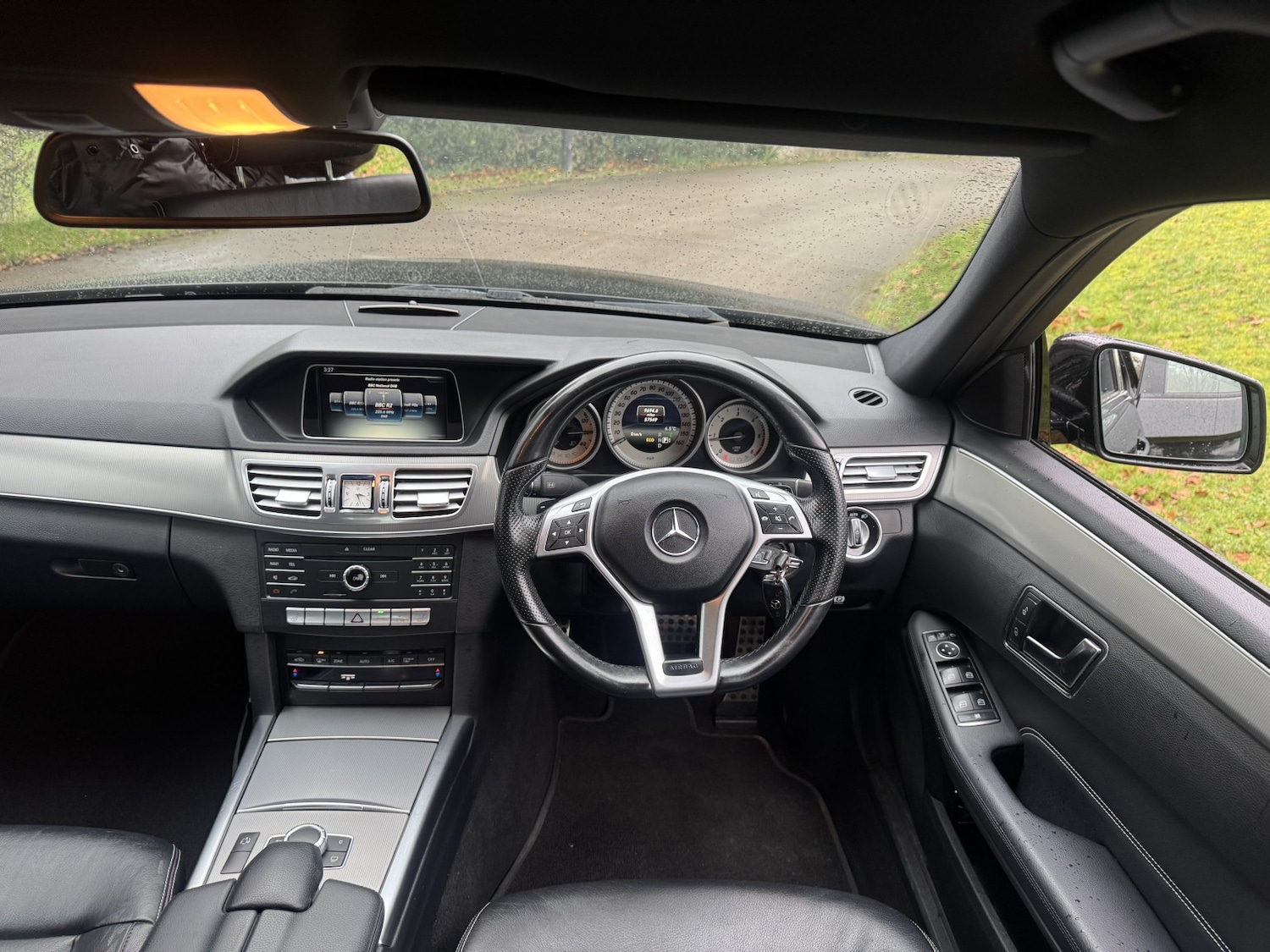 Used Mercedes-Benz E Class 2015 for sale - 77535953: Photo 13