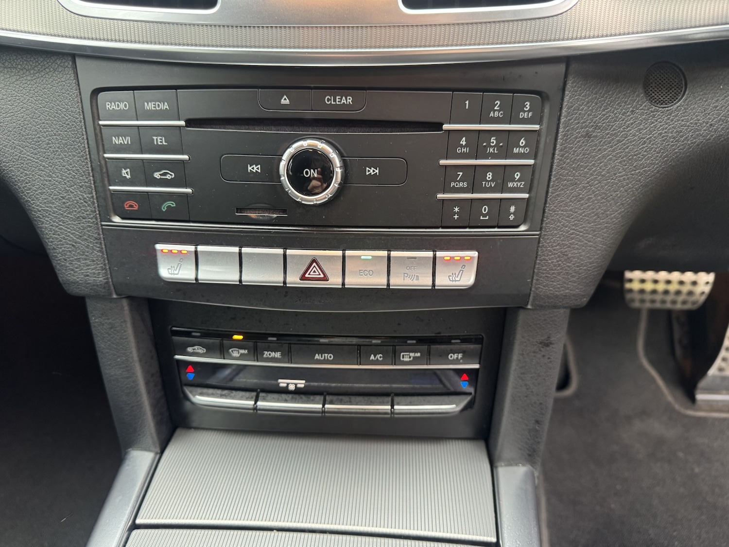 Used Mercedes-Benz E Class 2015 for sale - 77535953: Photo 16