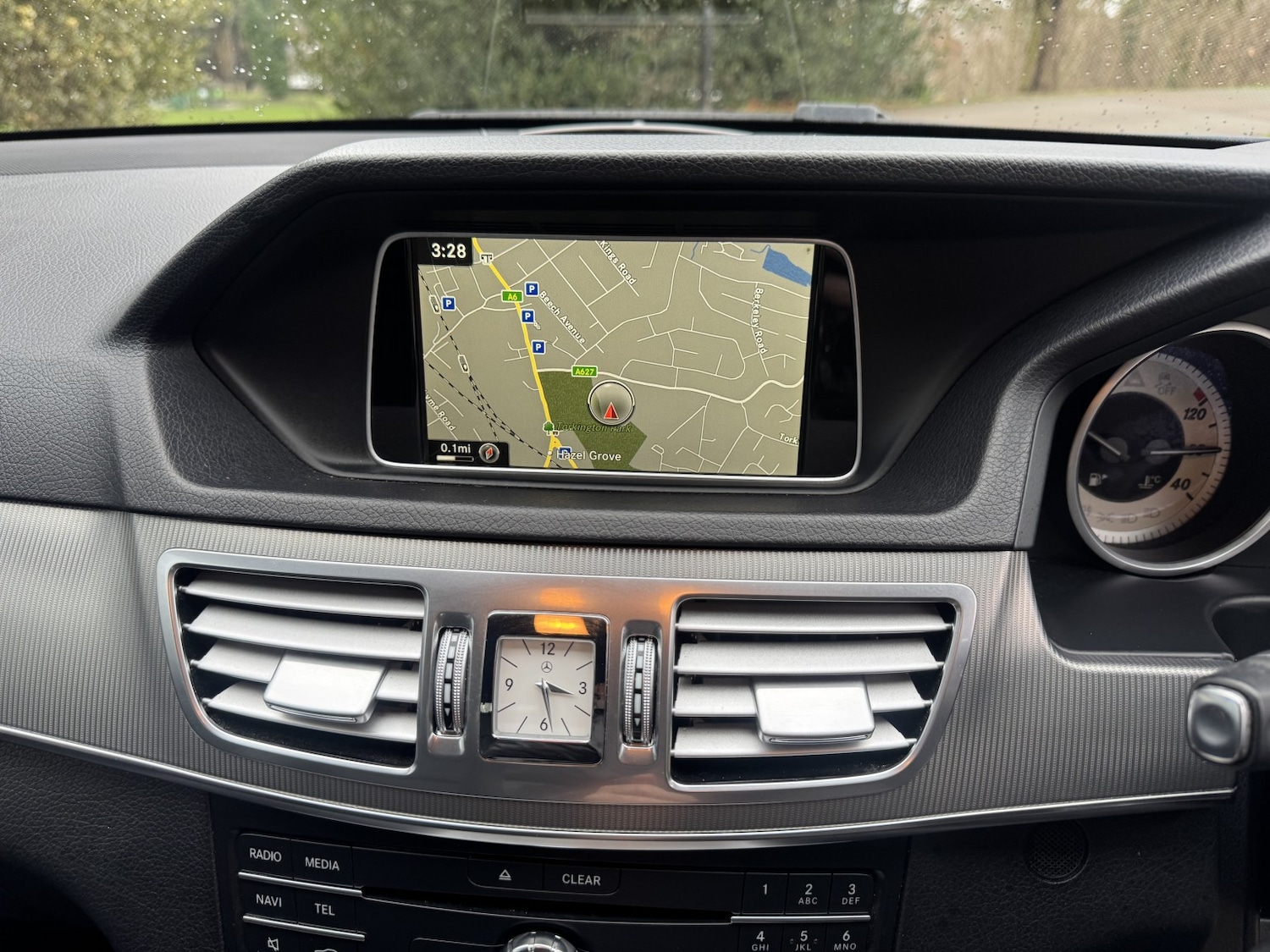 Used Mercedes-Benz E Class 2015 for sale - 77535953: Photo 17