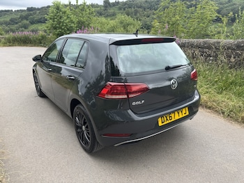 Used Volkswagen Golf 2017 for sale - 79115424: Photo