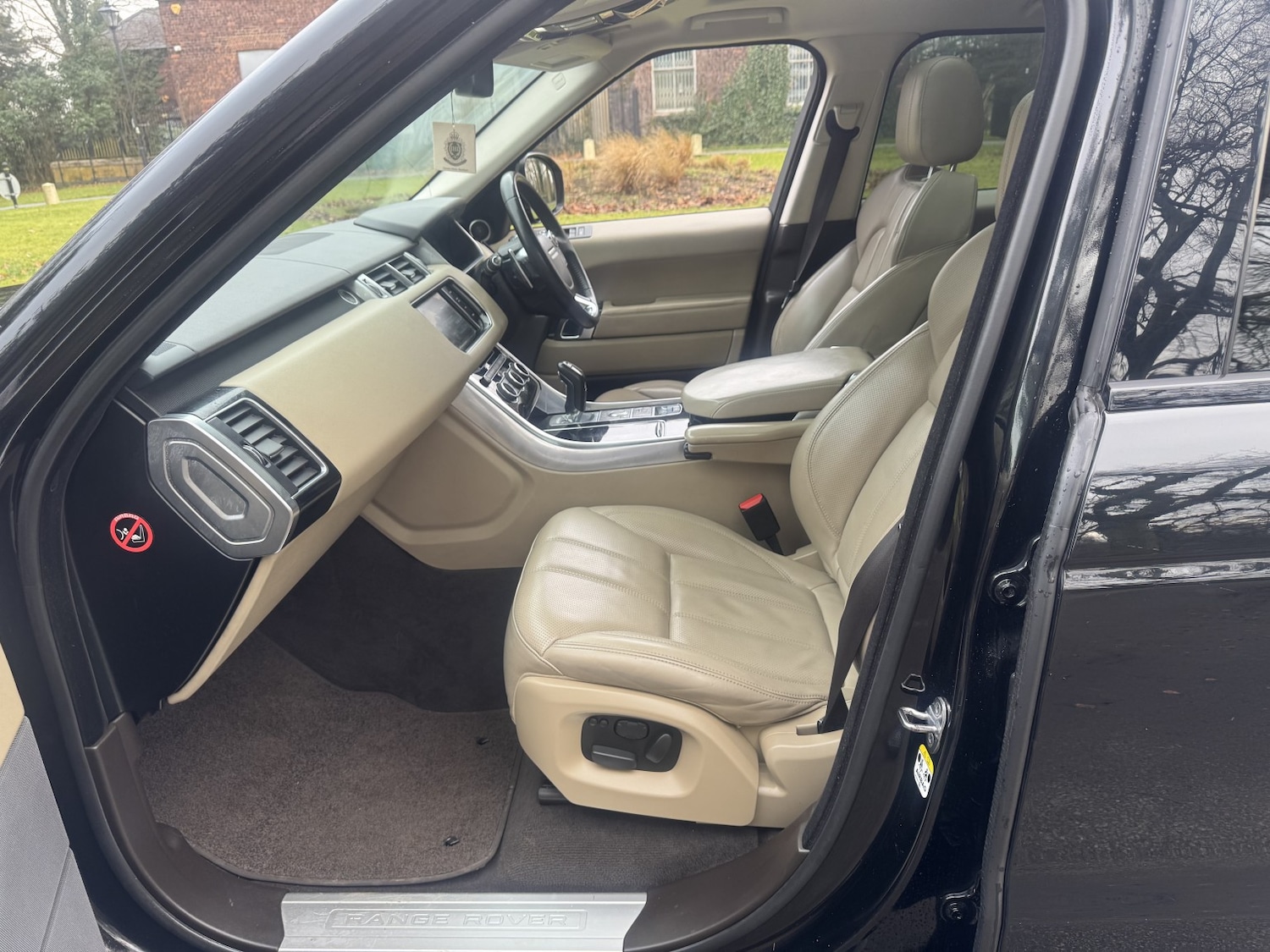 Used Land Rover Range Rover Sport 2014 for sale - 77370649: Photo 10