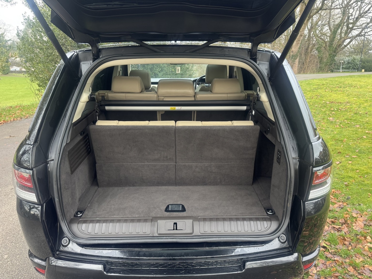 Used Land Rover Range Rover Sport 2014 for sale - 77370649: Photo 8