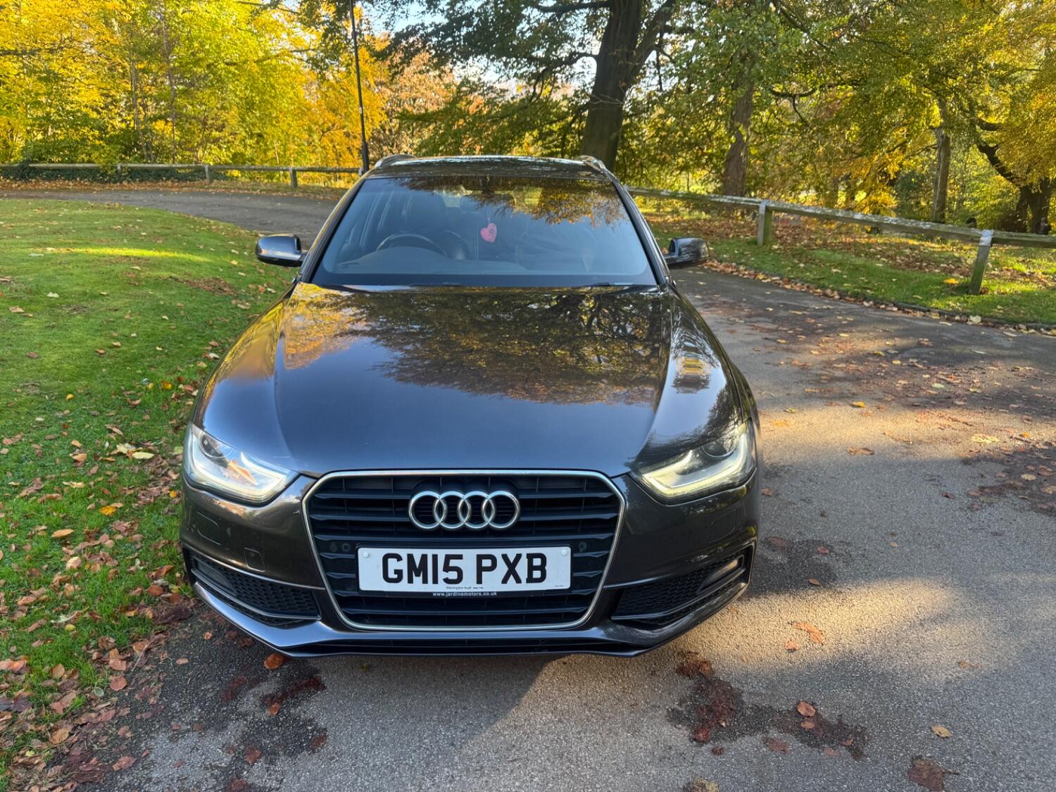 Used Audi A4 Avant 2015 for sale - 76397074: Photo 2