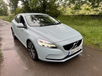 Used Volvo V40 2017 for sale - 78882302: Photo