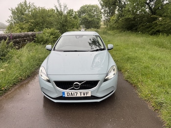Used Volvo V40 2017 for sale - 78882302: Photo