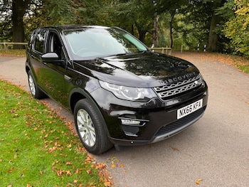 Used Land Rover Discovery Sport 2016 for sale - 76268572: Photo 2