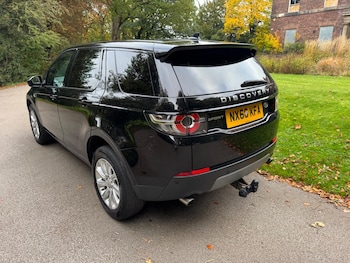 Used Land Rover Discovery Sport 2016 for sale - 76268572: Photo 4