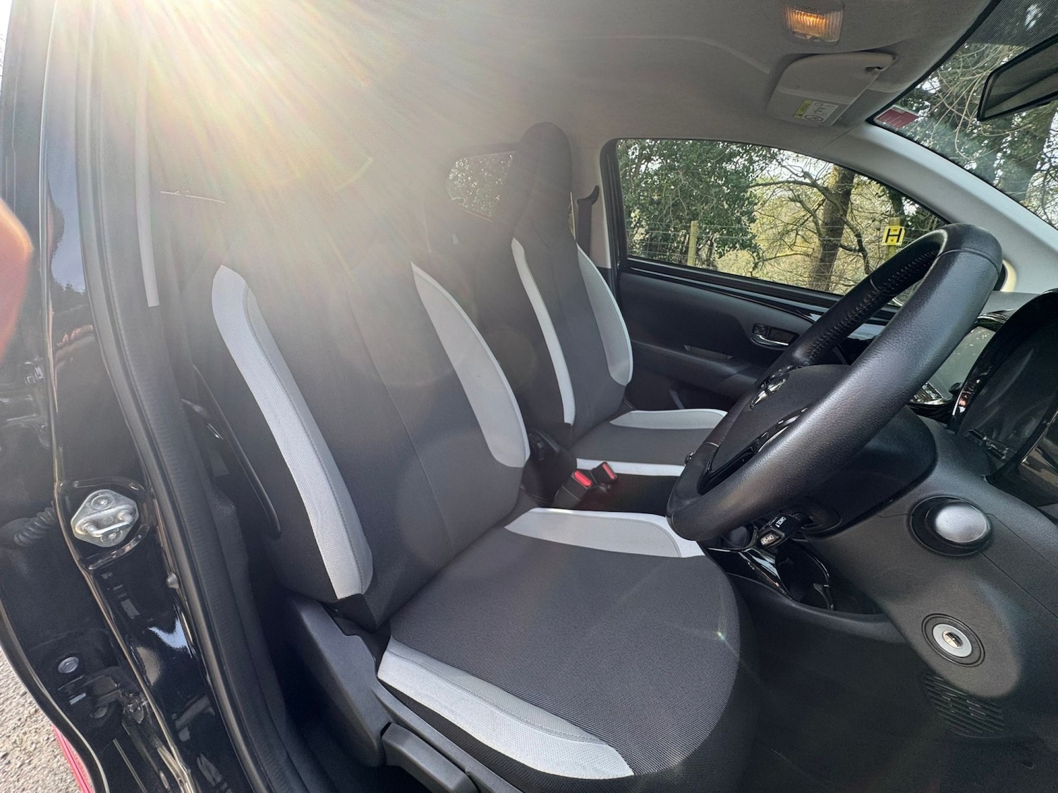 Used Toyota AYGO 2018 for sale - 77973717: Photo 11