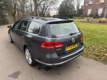 Used Volkswagen Passat 2012 for sale - 77423468: Photo