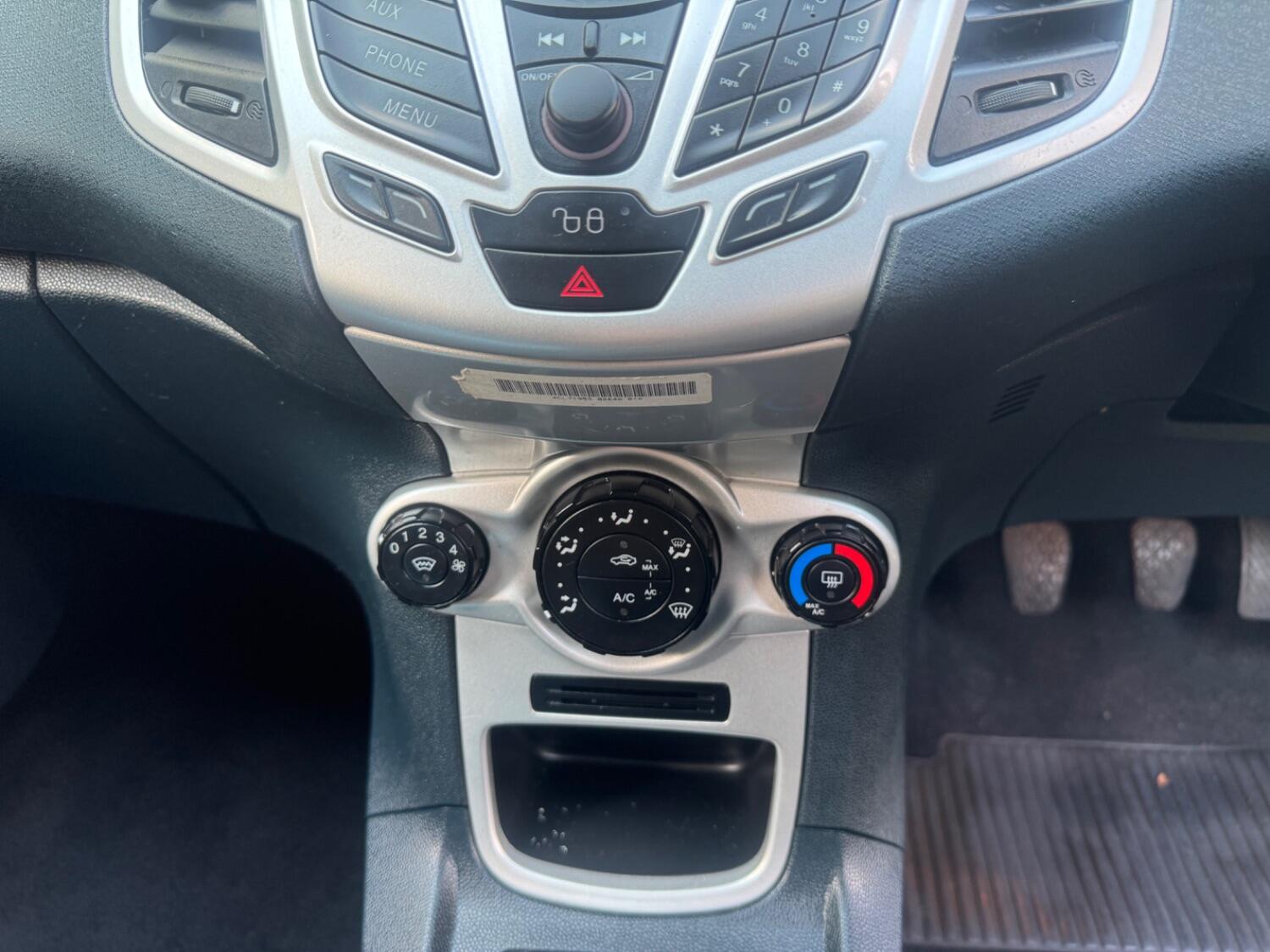 Used Ford Fiesta 2012 for sale - 76793986: Photo 16