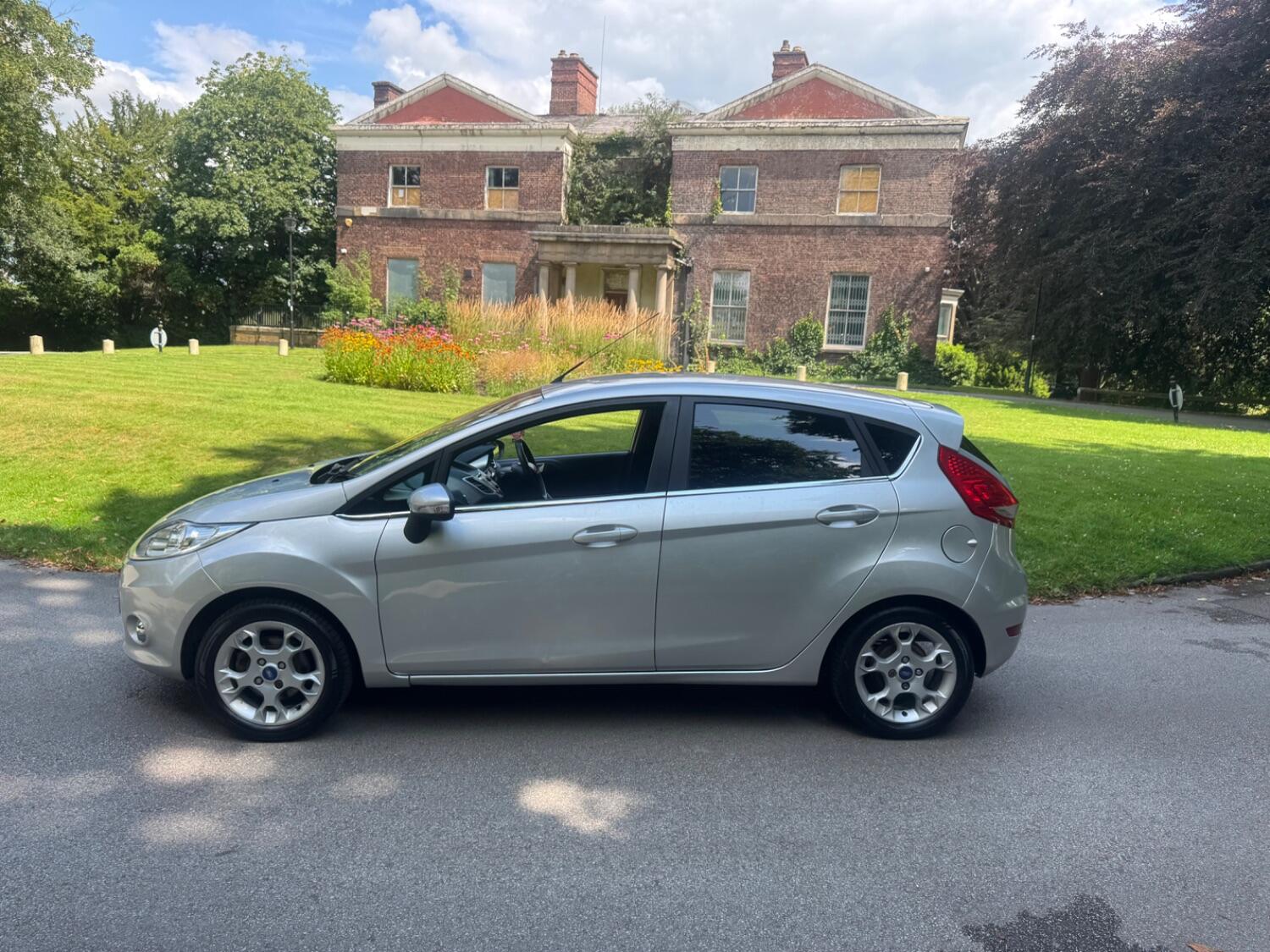 Used Ford Fiesta 2012 for sale - 76793986: Photo 2