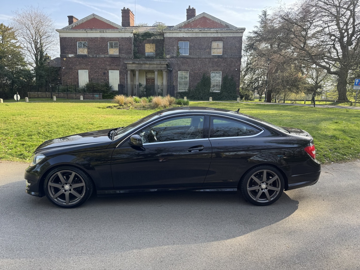 Used Mercedes-Benz C Class 2013 for sale - 78168950: Photo 4