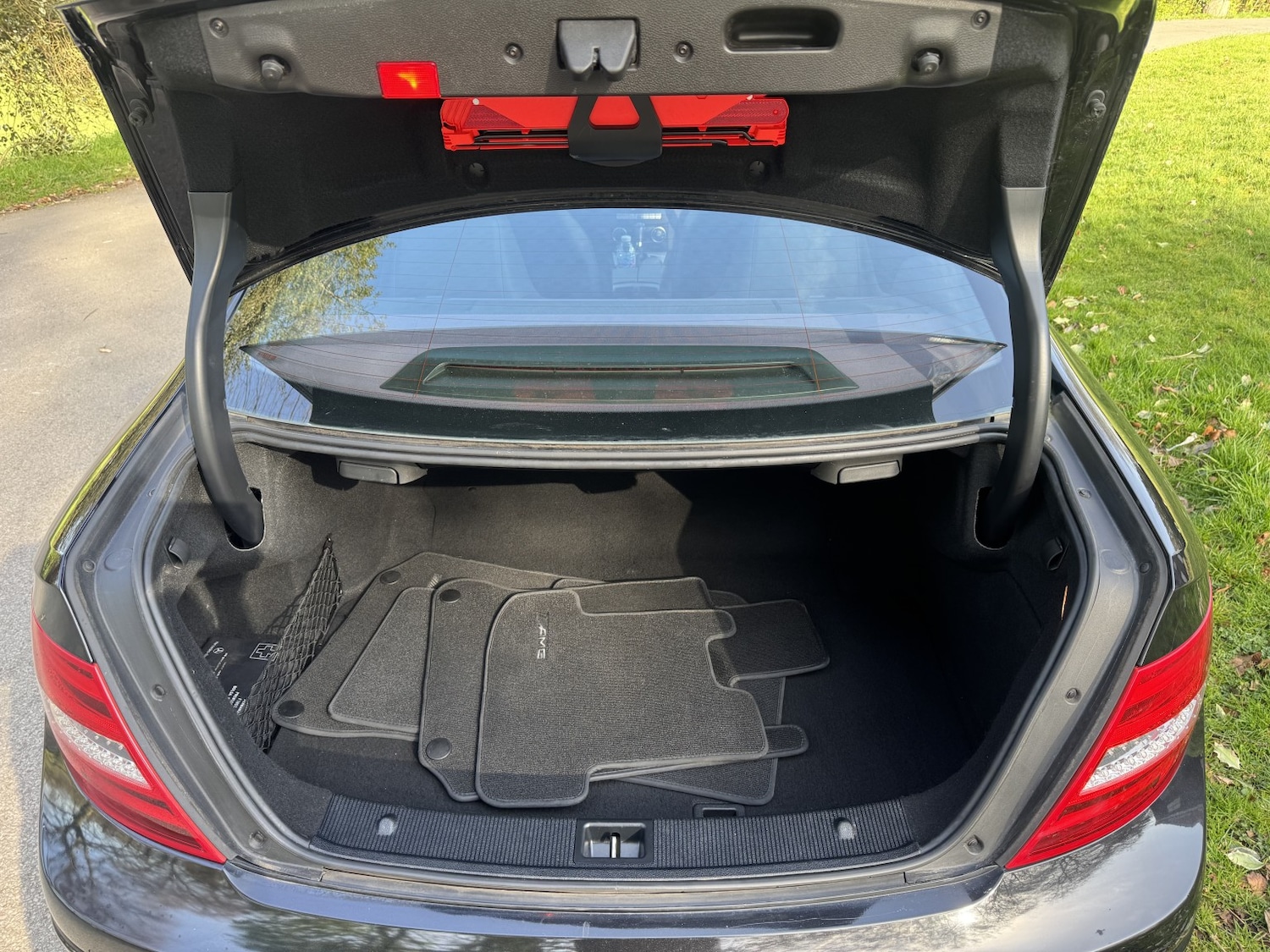 Used Mercedes-Benz C Class 2013 for sale - 78168950: Photo 8