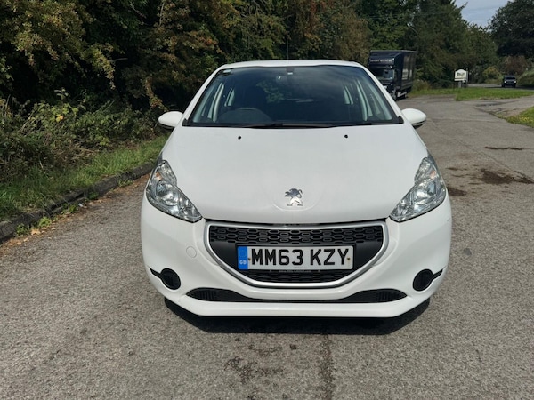 Used Peugeot 208 2014 for sale - 75575392: Photo 5