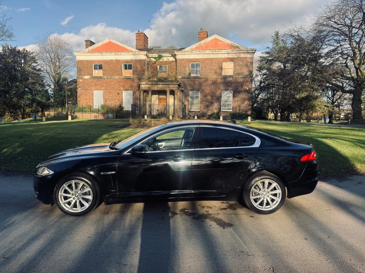 Used Jaguar XF 2012 for sale - 77464489: Photo 5