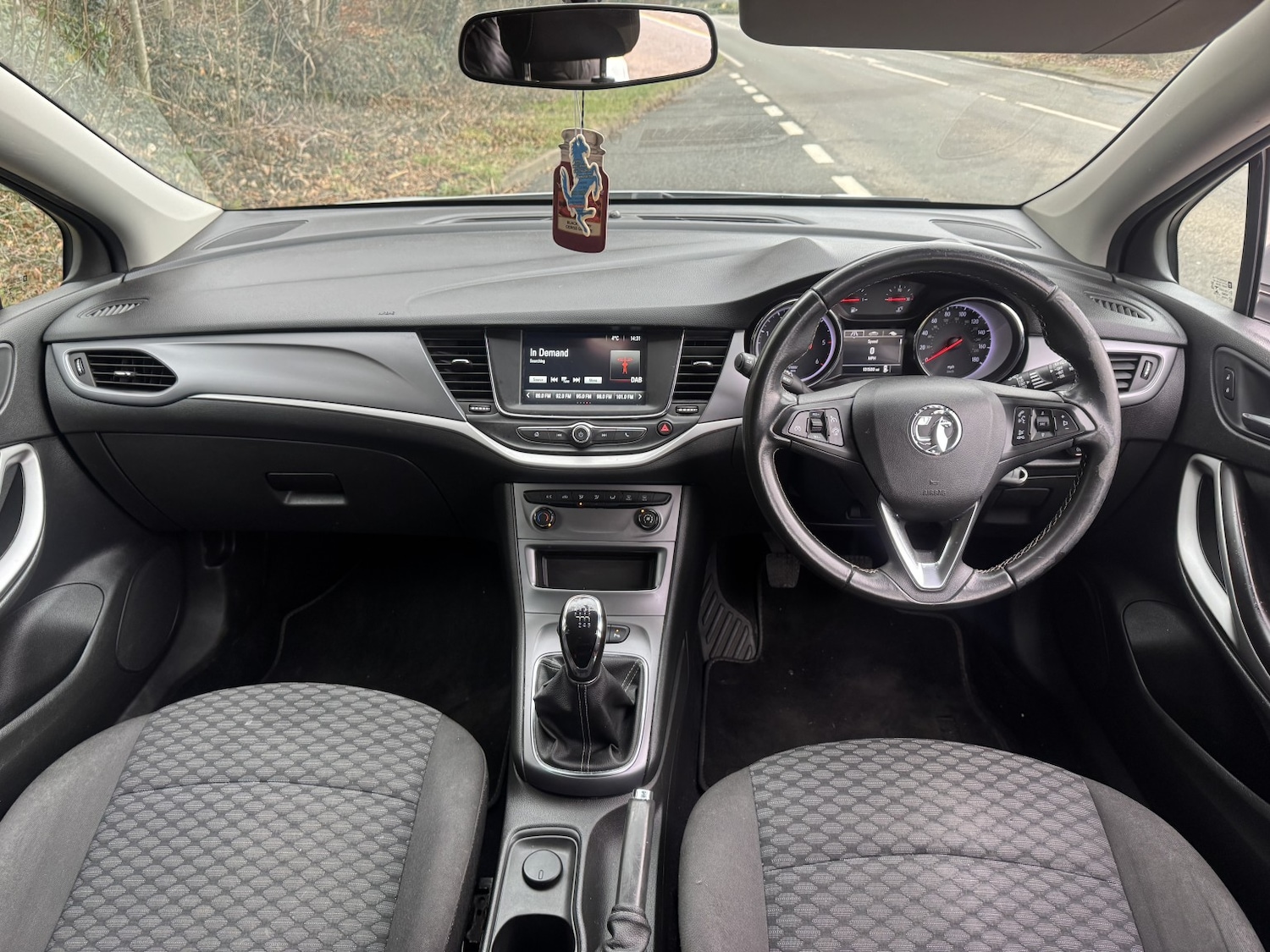 Used Vauxhall Astra 2018 for sale - 77609961: Photo 8