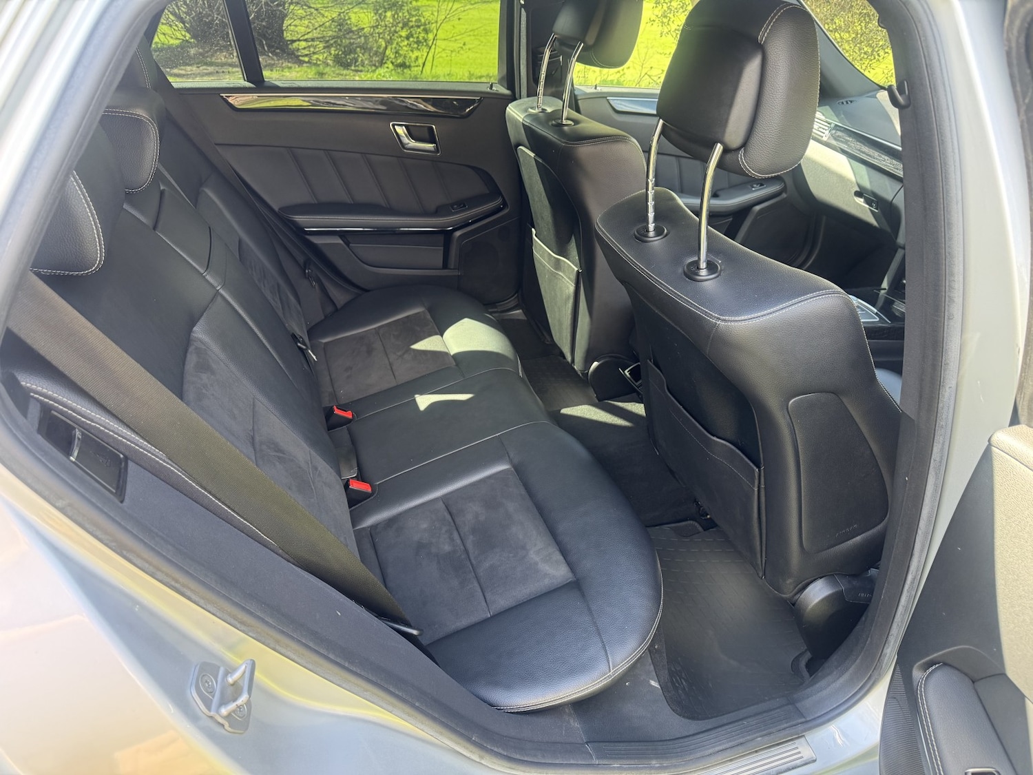 Used Mercedes-Benz E Class 2011 for sale - 78155376: Photo 10