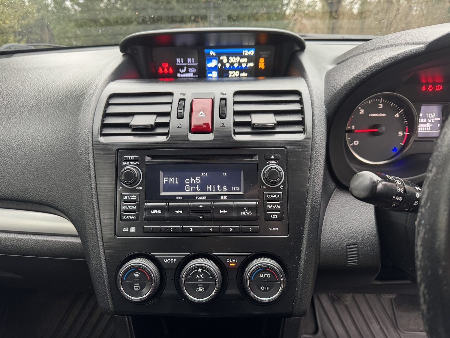 Used Subaru XV 2014 for sale - 77045352: Photo 11