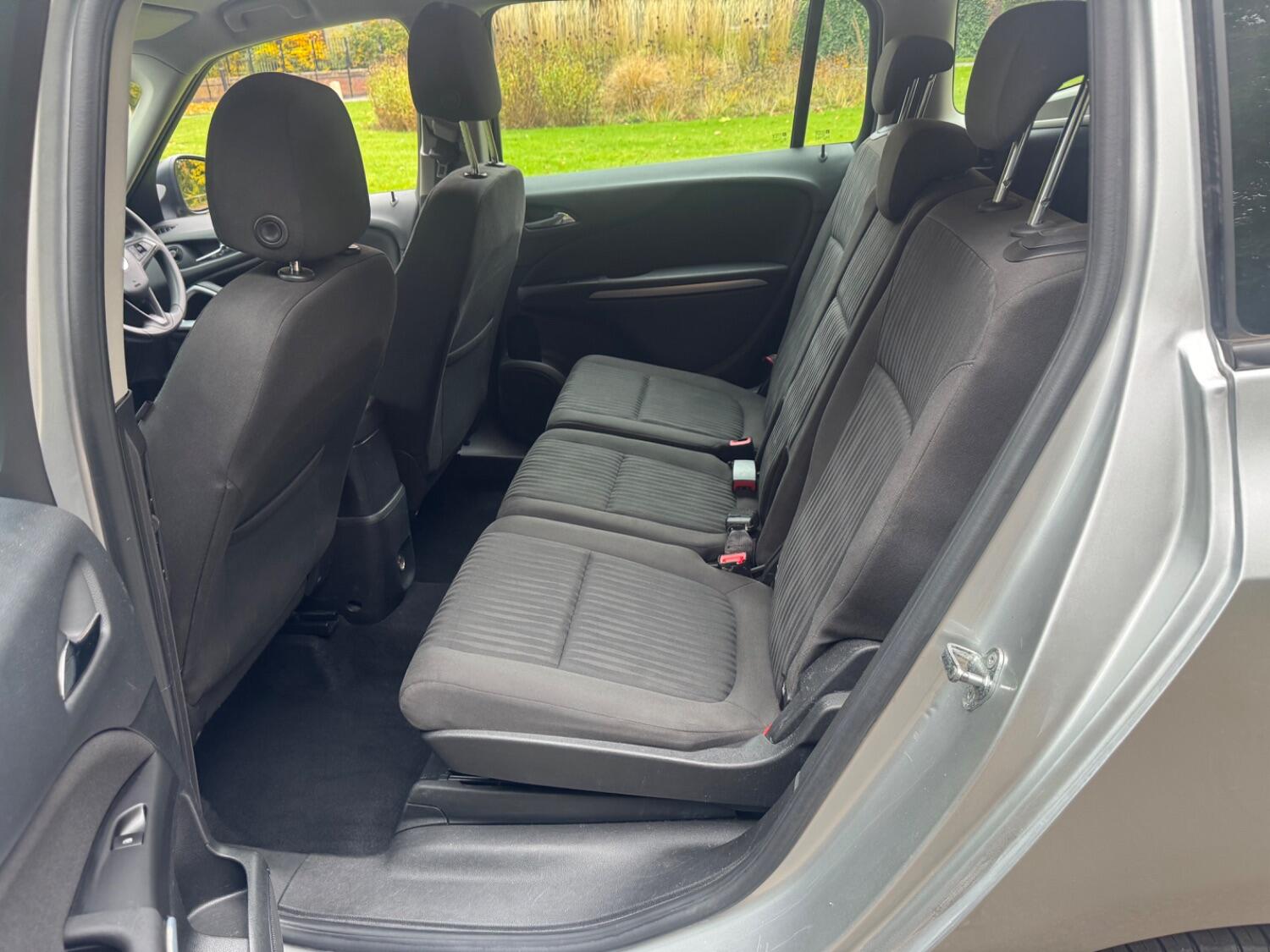 Used Vauxhall Zafira Tourer 2017 for sale - 76293174: Photo 11